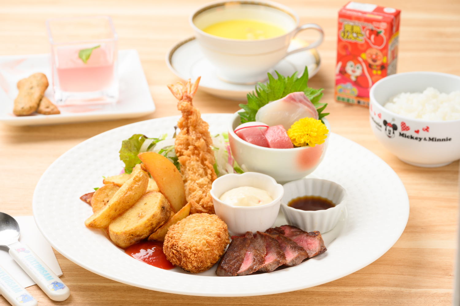お子様料理プレート