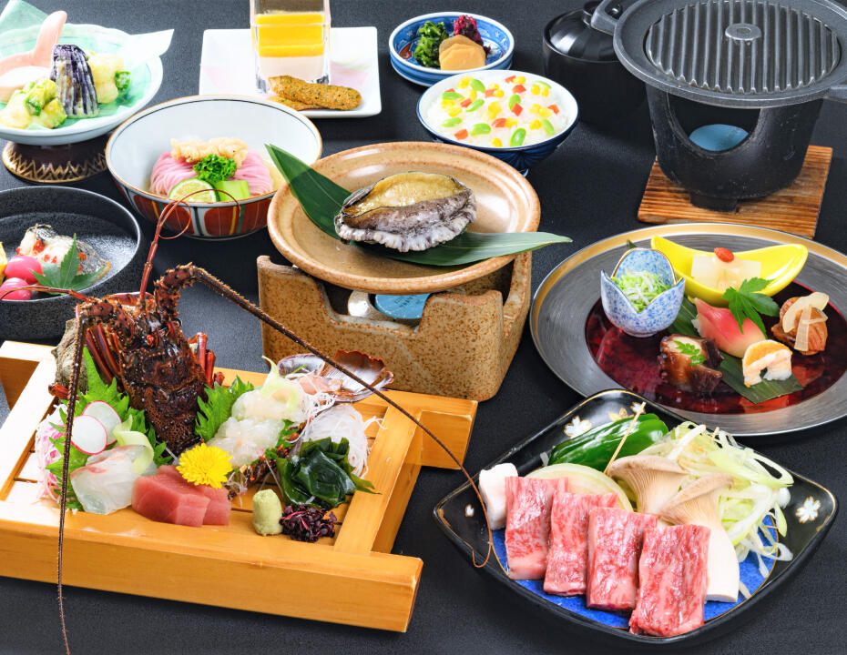 写真:美し国3大グルメプラン食事